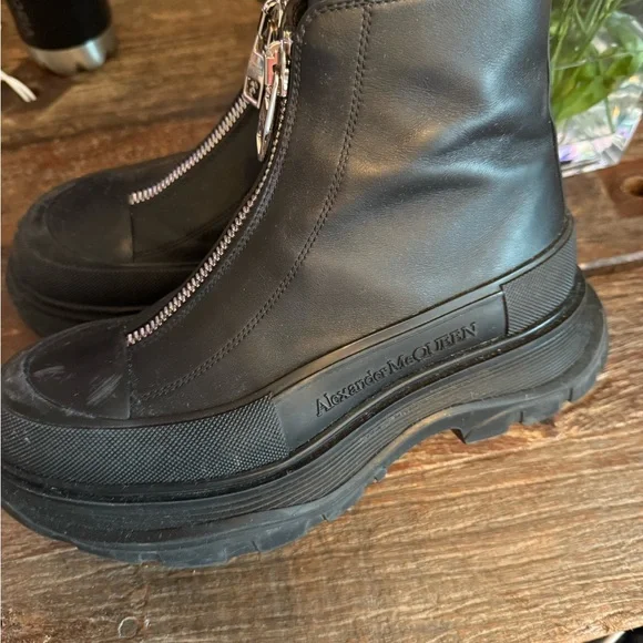 Alexander McQueen Black Ankle Boots - Picture 3 of 7